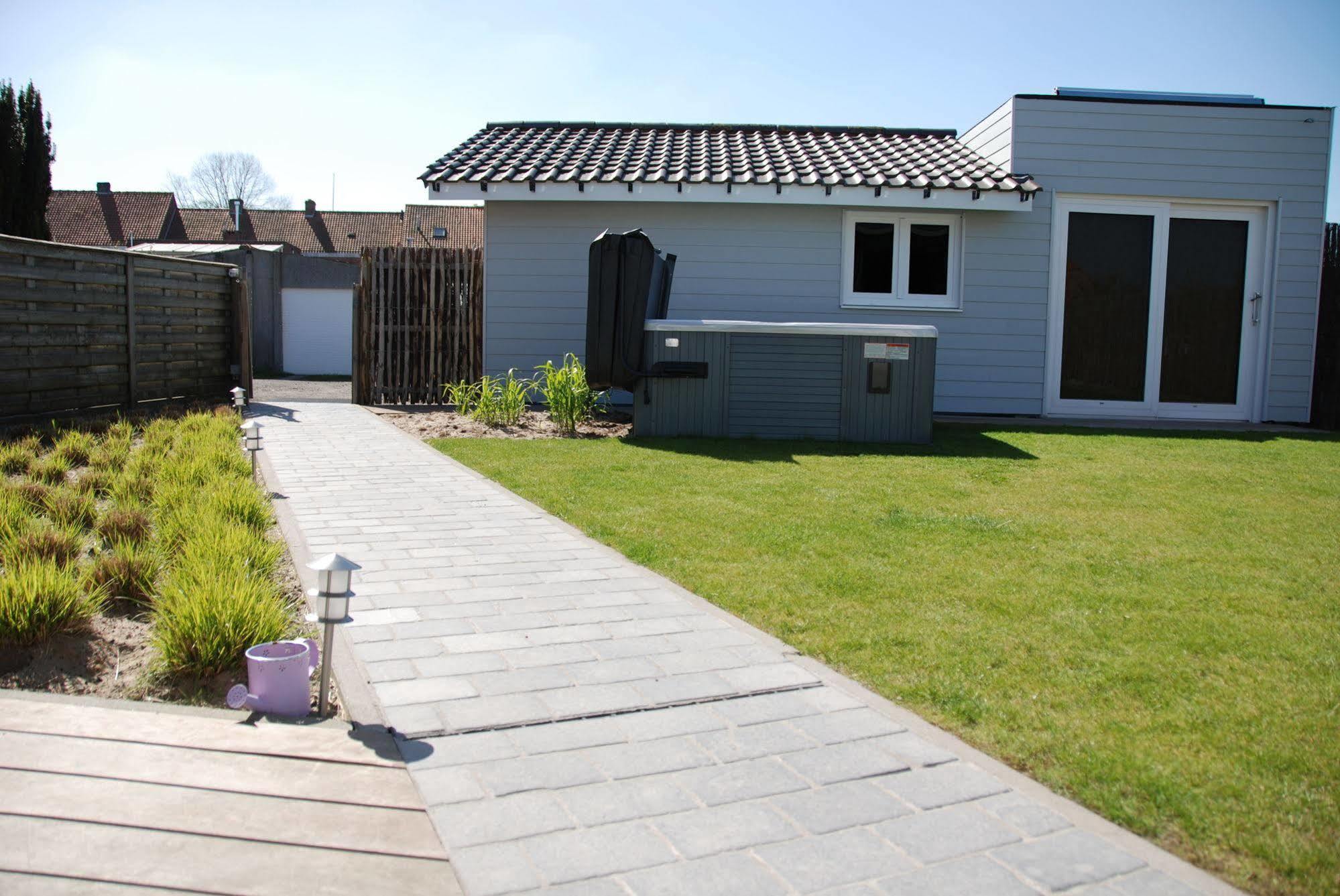Holiday Home Garnaalhuisje Oostduinkerke Dış mekan fotoğraf